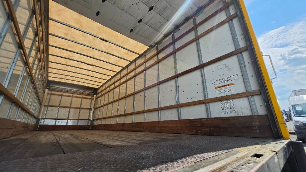 Medium Duty Box Truck-Light and Medium Duty Trucks-International-2021-MV607-Ocala-FL-230,220\n\t\tmiles-$ 41,000 - Image 11
