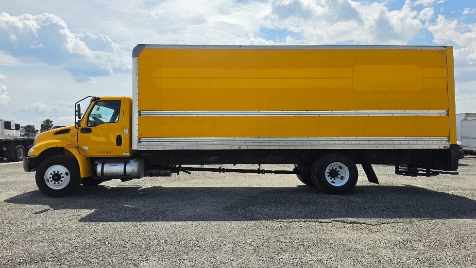 Medium Duty Box Truck-Light and Medium Duty Trucks-International-2021-MV607-Ocala-FL-230,220\n\t\tmiles-$ 41,000 - Image 4
