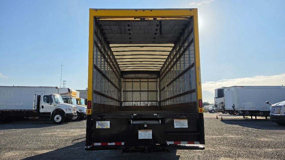 Medium Duty Box Truck-Light and Medium Duty Trucks-International-2021-MV607-Ocala-FL-242,737\n\t\tmiles-$ 34,250 - Image 8
