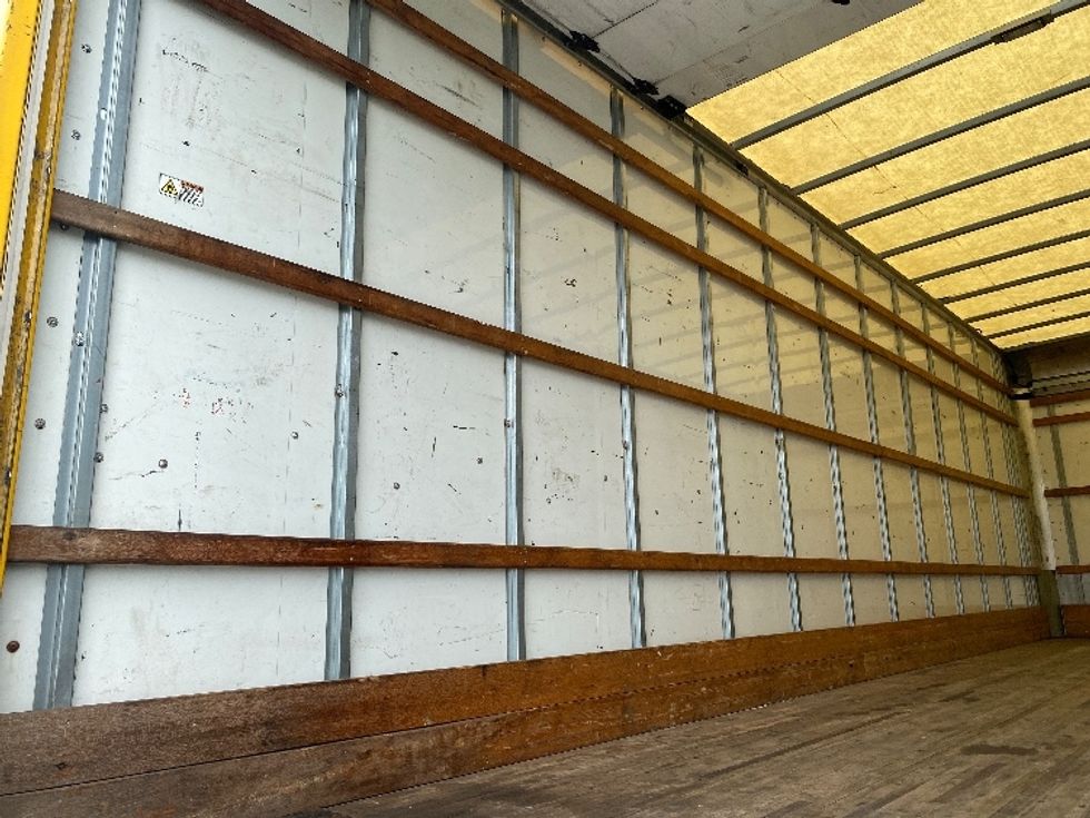 Medium Duty Box Truck-Light and Medium Duty Trucks-International-2021-MV607-Ocala-FL-243,717\n\t\tmiles-$ 35,500 - Image 11