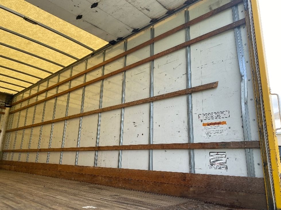 Medium Duty Box Truck-Light and Medium Duty Trucks-International-2021-MV607-Ocala-FL-243,717\n\t\tmiles-$ 35,500 - Image 12