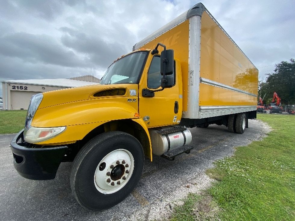 Medium Duty Box Truck-Light and Medium Duty Trucks-International-2021-MV607-Ocala-FL-243,717\n\t\tmiles-$ 35,500 - Image 3