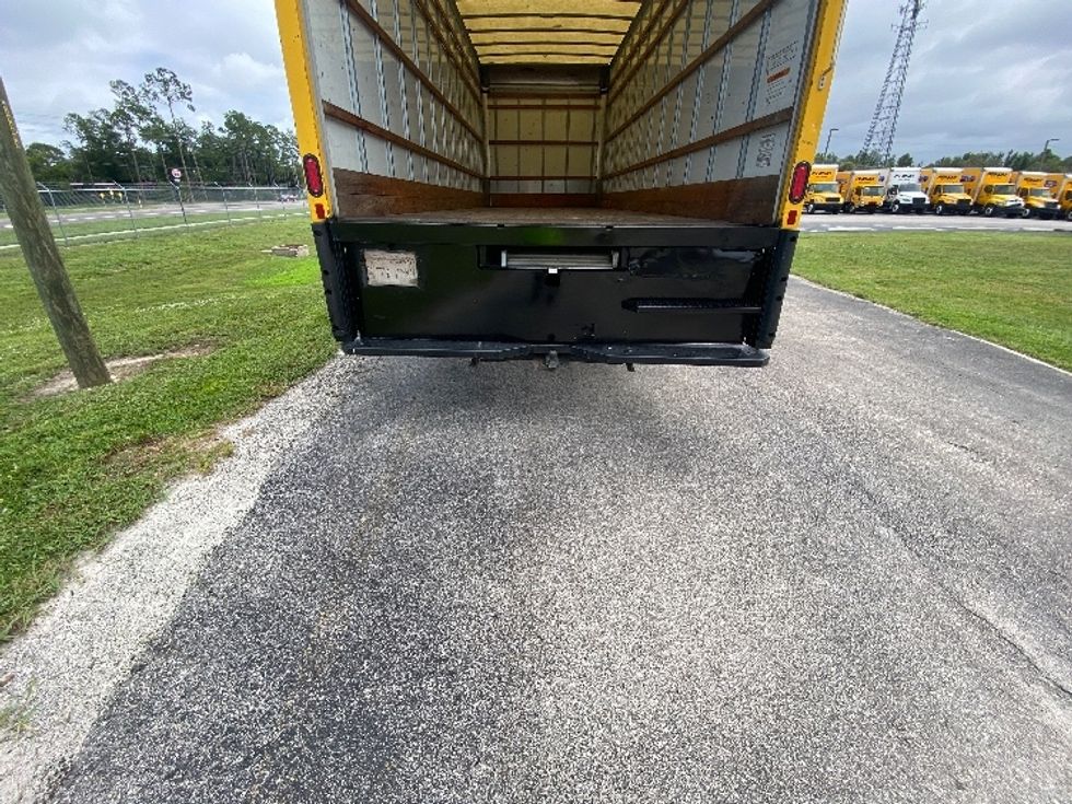 Medium Duty Box Truck-Light and Medium Duty Trucks-International-2021-MV607-Ocala-FL-243,717\n\t\tmiles-$ 35,500 - Image 9