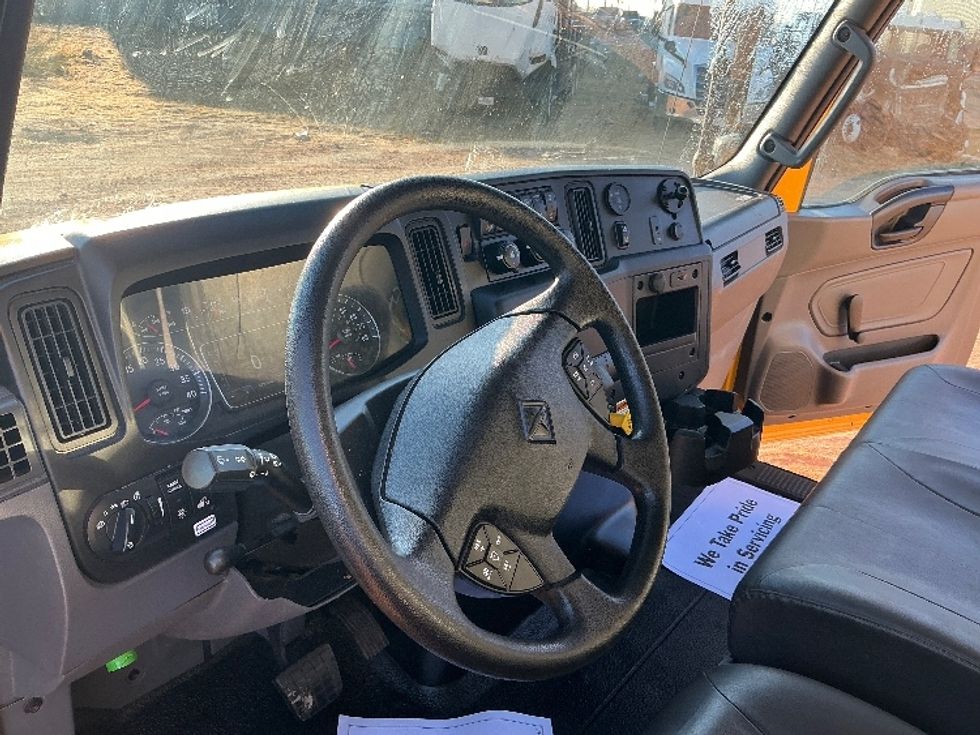 Medium Duty Box Truck-Light and Medium Duty Trucks-International-2021-MV607-Odessa-TX-192,341\n\t\tmiles-$ 43,750 - Image 17