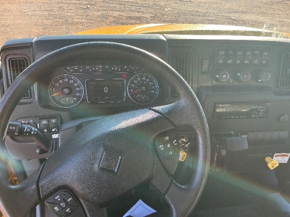 Medium Duty Box Truck-Light and Medium Duty Trucks-International-2021-MV607-Odessa-TX-192,341\n\t\tmiles-$ 43,750 - Image 18