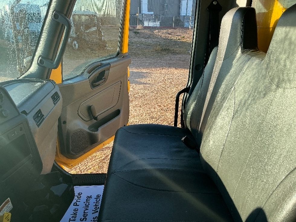 Medium Duty Box Truck-Light and Medium Duty Trucks-International-2021-MV607-Odessa-TX-192,341\n\t\tmiles-$ 43,750 - Image 19