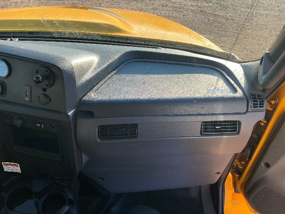 Medium Duty Box Truck-Light and Medium Duty Trucks-International-2021-MV607-Odessa-TX-192,341\n\t\tmiles-$ 43,750 - Image 21