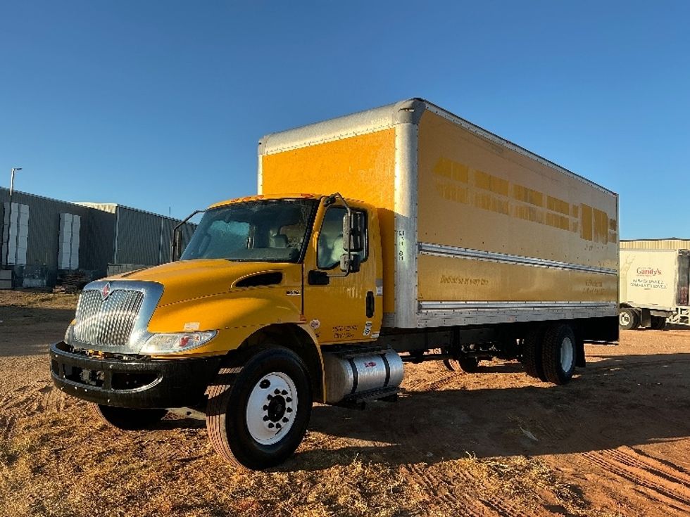 Medium Duty Box Truck-Light and Medium Duty Trucks-International-2021-MV607-Odessa-TX-192,341\n\t\tmiles-$ 43,750 - Image 3