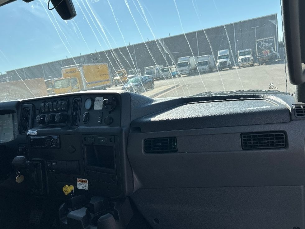 Medium Duty Box Truck-Light and Medium Duty Trucks-International-2021-MV607-Odessa-TX-231,763\n\t\tmiles-$ 50,750 - Image 21