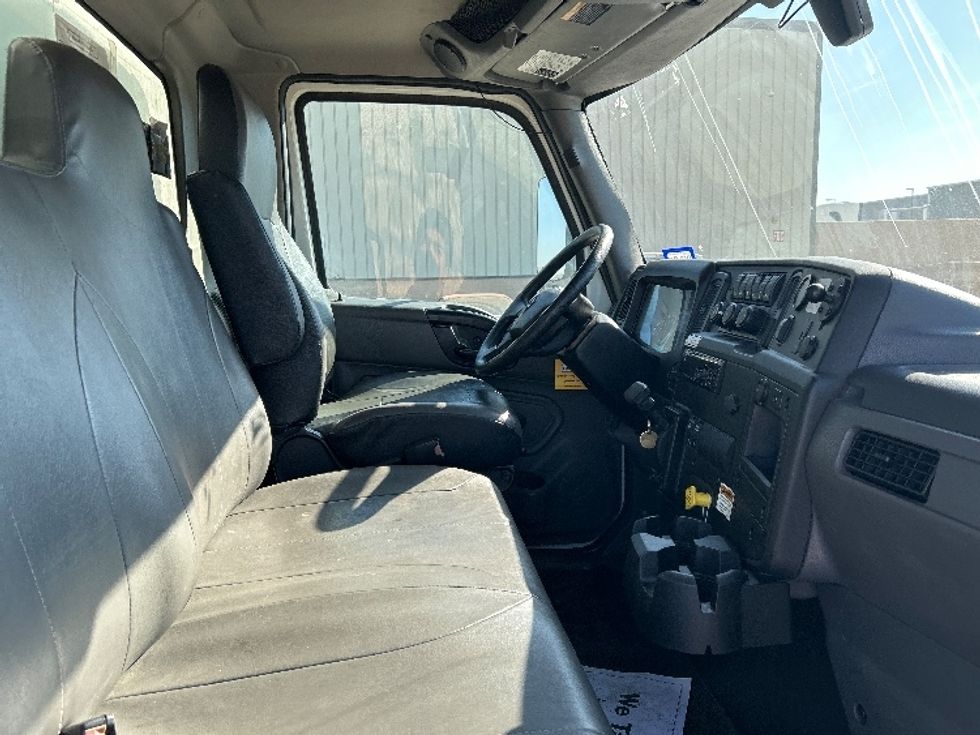 Medium Duty Box Truck-Light and Medium Duty Trucks-International-2021-MV607-Odessa-TX-231,763\n\t\tmiles-$ 50,750 - Image 22