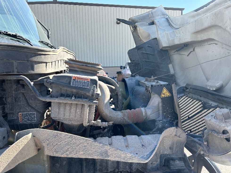 Medium Duty Box Truck-Light and Medium Duty Trucks-International-2021-MV607-Odessa-TX-231,763\n\t\tmiles-$ 50,750 - Image 23