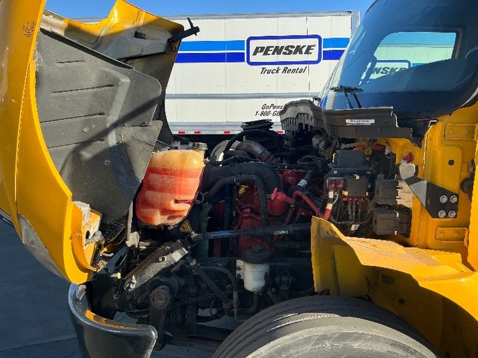 Medium Duty Box Truck-Light and Medium Duty Trucks-International-2021-MV607-Ogden-UT-164,728\n\t\tmiles-$ 47,500 - Image 23