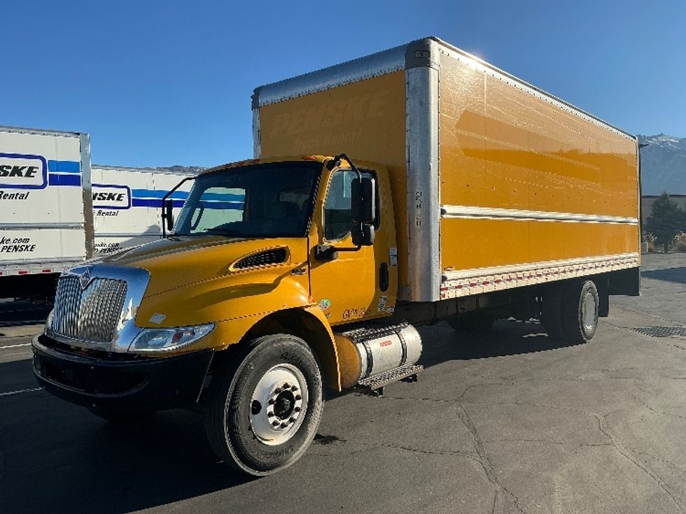 Medium Duty Box Truck-Light and Medium Duty Trucks-International-2021-MV607-Ogden-UT-164,728\n\t\tmiles-$ 47,500 - Image 3