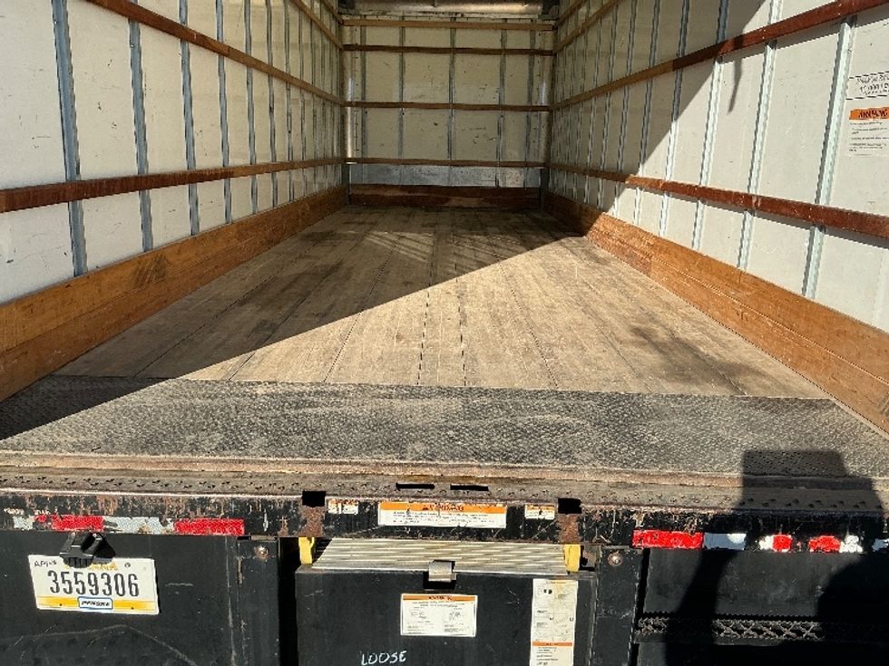 Medium Duty Box Truck-Light and Medium Duty Trucks-International-2021-MV607-Ogden-UT-164,728\n\t\tmiles-$ 47,500 - Image 9