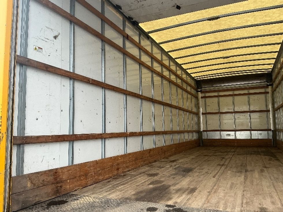 Medium Duty Box Truck-Light and Medium Duty Trucks-International-2021-MV607-Ogden-UT-220,068\n\t\tmiles-$ 39,250 - Image 11