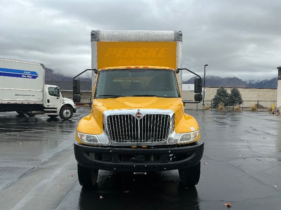 Medium Duty Box Truck-Light and Medium Duty Trucks-International-2021-MV607-Ogden-UT-220,068\n\t\tmiles-$ 39,250 - Image 2