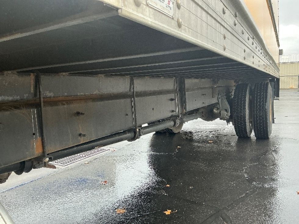 Medium Duty Box Truck-Light and Medium Duty Trucks-International-2021-MV607-Ogden-UT-220,068\n\t\tmiles-$ 39,250 - Image 5