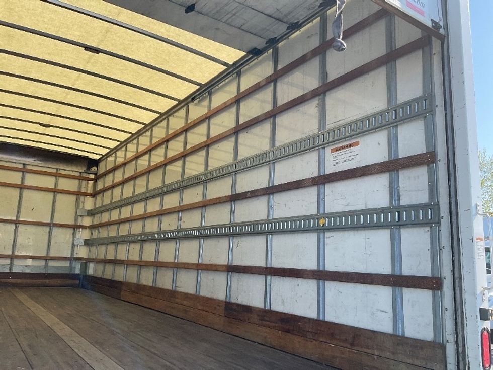 Medium Duty Box Truck-Light and Medium Duty Trucks-International-2021-MV607-Oklahoma City-OK-180,354\n\t\tmiles-$ 54,750 - Image 12