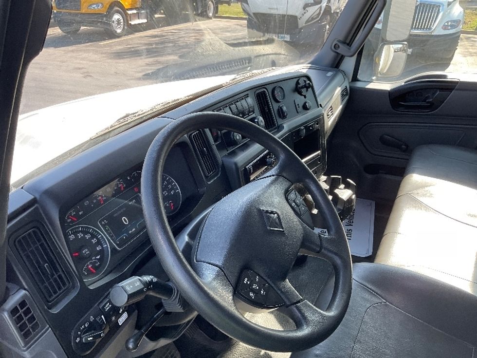 Medium Duty Box Truck-Light and Medium Duty Trucks-International-2021-MV607-Oklahoma City-OK-180,354\n\t\tmiles-$ 54,750 - Image 17