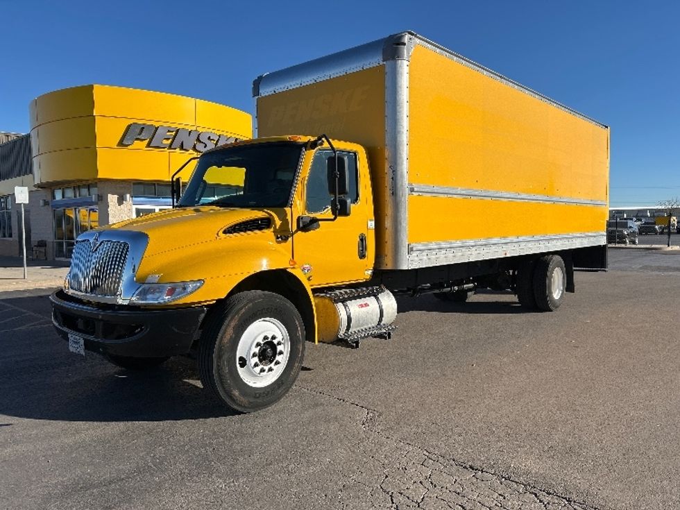 Medium Duty Box Truck-Light and Medium Duty Trucks-International-2021-MV607-Oklahoma City-OK-200,912\n\t\tmiles-$ 42,250 - Image 3