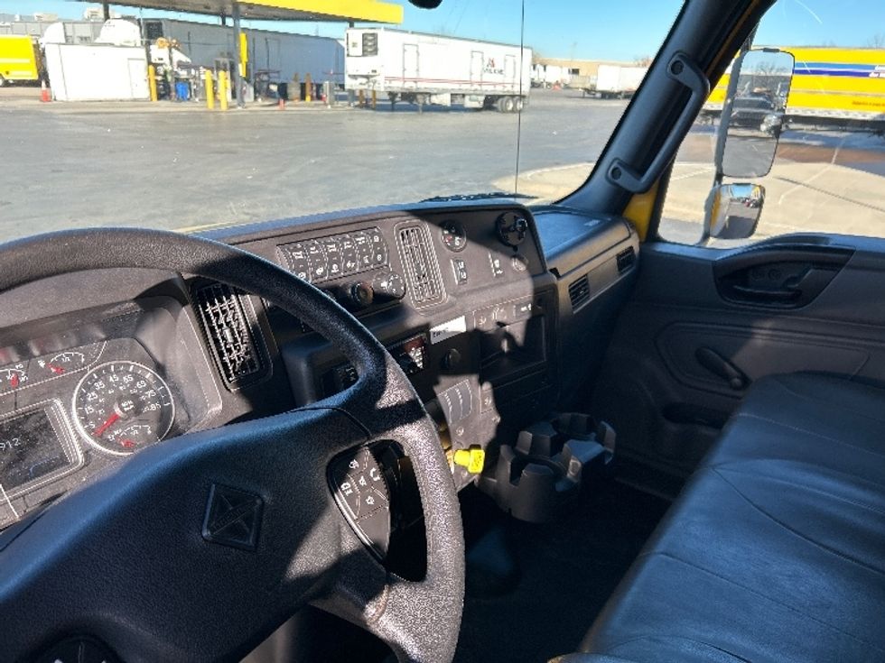 Medium Duty Box Truck-Light and Medium Duty Trucks-International-2021-MV607-Oklahoma City-OK-200,912\n\t\tmiles-$ 42,250 - Image 18