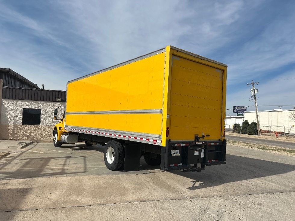 Medium Duty Box Truck-Light and Medium Duty Trucks-International-2021-MV607-Oklahoma City-OK-220,170\n\t\tmiles-$ 35,750 - Image 6