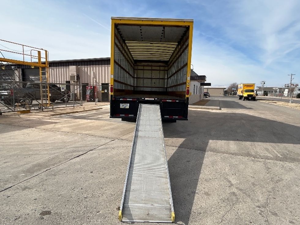 Medium Duty Box Truck-Light and Medium Duty Trucks-International-2021-MV607-Oklahoma City-OK-220,170\n\t\tmiles-$ 35,750 - Image 9