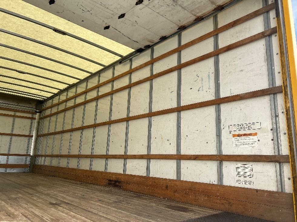 Medium Duty Box Truck-Light and Medium Duty Trucks-International-2021-MV607-Oklahoma City-OK-249,893\n\t\tmiles-$ 33,250 - Image 11