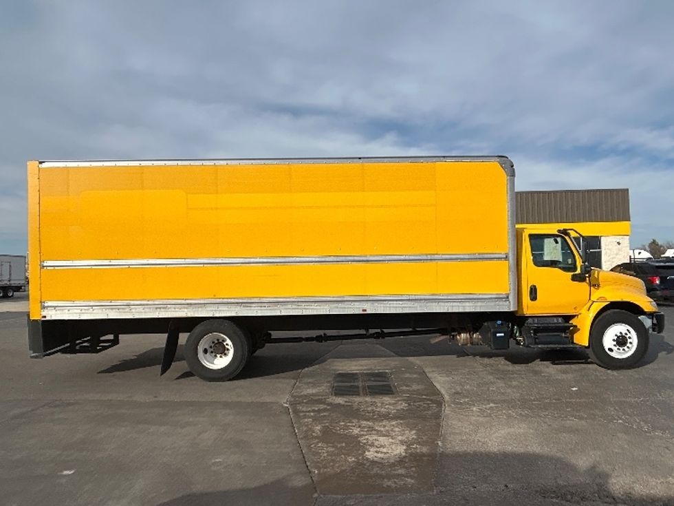Medium Duty Box Truck-Light and Medium Duty Trucks-International-2021-MV607-Oklahoma City-OK-249,893\n\t\tmiles-$ 33,250 - Image 14