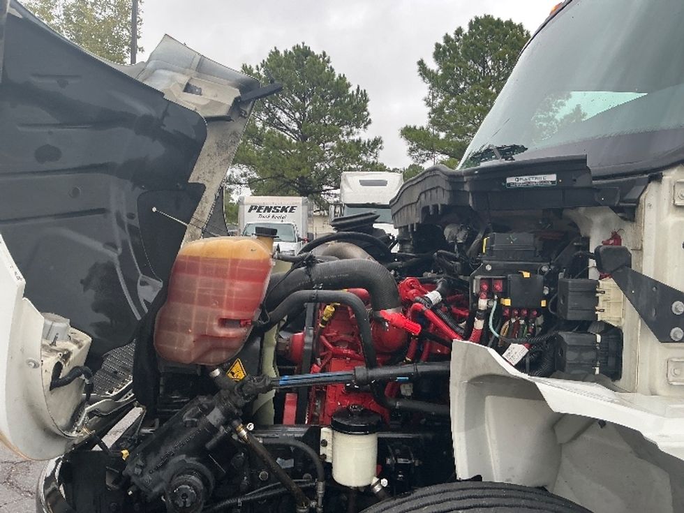 Medium Duty Box Truck-Light and Medium Duty Trucks-International-2021-MV607-Olive Branch-MS-227,153\n\t\tmiles-$ 45,500 - Image 24