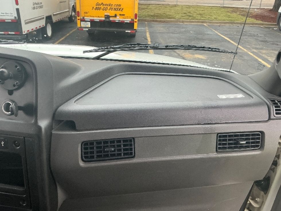 Medium Duty Box Truck-Light and Medium Duty Trucks-International-2021-MV607-Olive Branch-MS-227,153\n\t\tmiles-$ 45,500 - Image 21