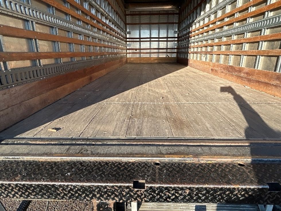 Medium Duty Box Truck-Light and Medium Duty Trucks-International-2021-MV607-Olive Branch-MS-352,592\n\t\tmiles-$ 23,500 - Image 10