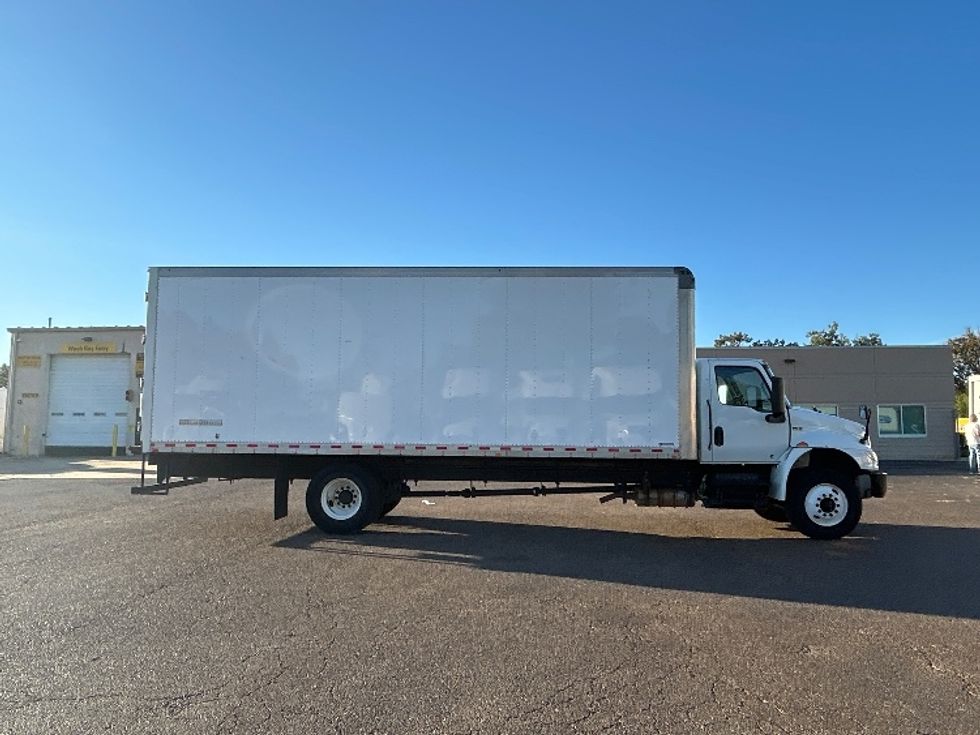 Medium Duty Box Truck-Light and Medium Duty Trucks-International-2021-MV607-Olive Branch-MS-352,592\n\t\tmiles-$ 23,500 - Image 15