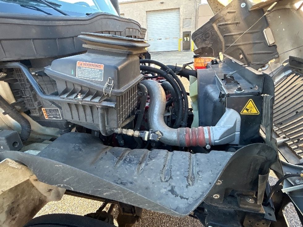 Medium Duty Box Truck-Light and Medium Duty Trucks-International-2021-MV607-Olive Branch-MS-352,592\n\t\tmiles-$ 23,500 - Image 23