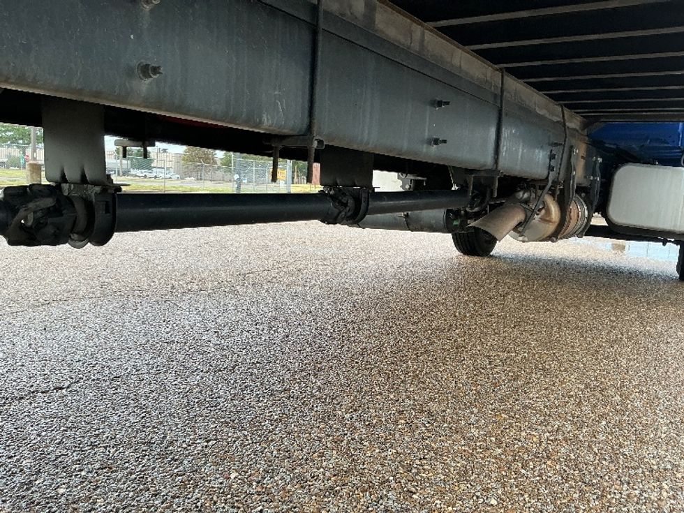 Medium Duty Box Truck-Light and Medium Duty Trucks-International-2021-MV607-Olive Branch-MS-98,968\n\t\tmiles-$ 61,750 - Image 14