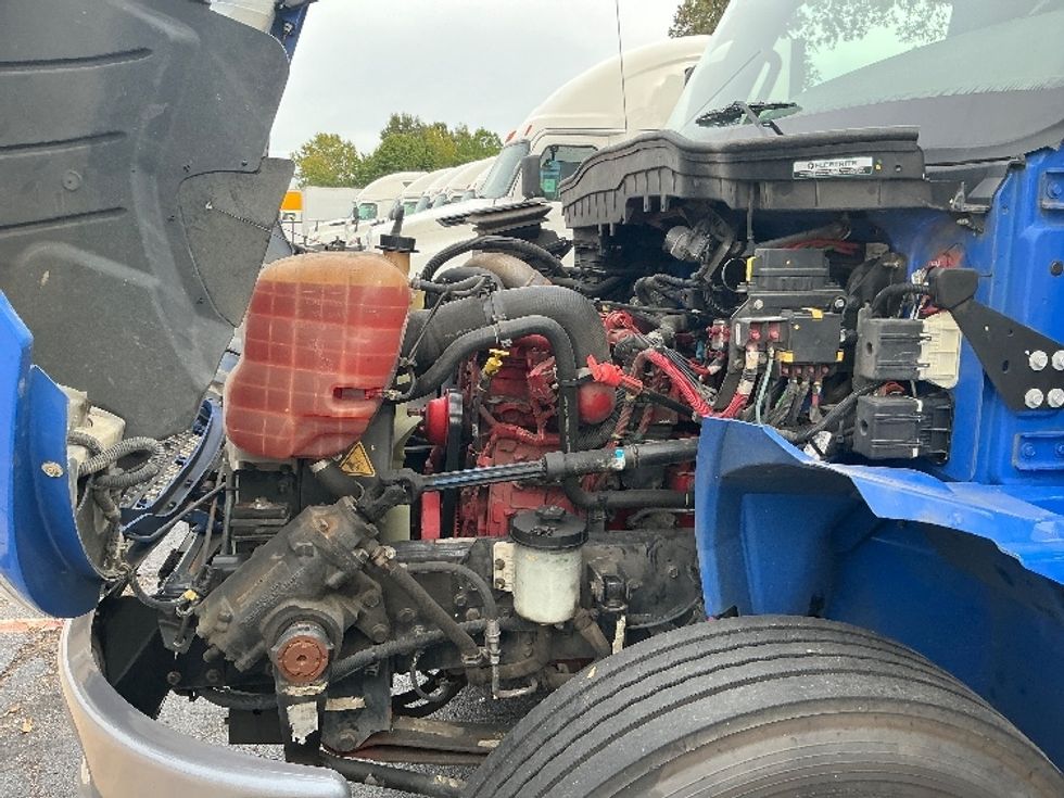 Medium Duty Box Truck-Light and Medium Duty Trucks-International-2021-MV607-Olive Branch-MS-98,968\n\t\tmiles-$ 61,750 - Image 24