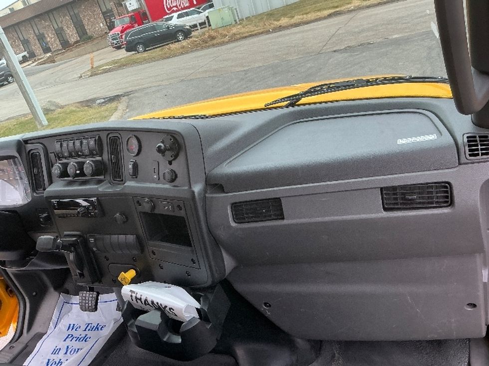 Medium Duty Box Truck-Light and Medium Duty Trucks-International-2021-MV607-Omaha-NE-183,383\n\t\tmiles-$ 38,500 - Image 21