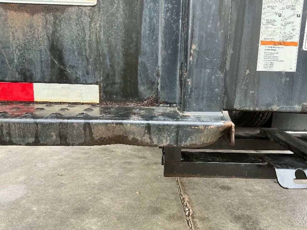 Medium Duty Box Truck-Light and Medium Duty Trucks-International-2021-MV607-Omaha-NE-183,383\n\t\tmiles-$ 38,500 - Image 26