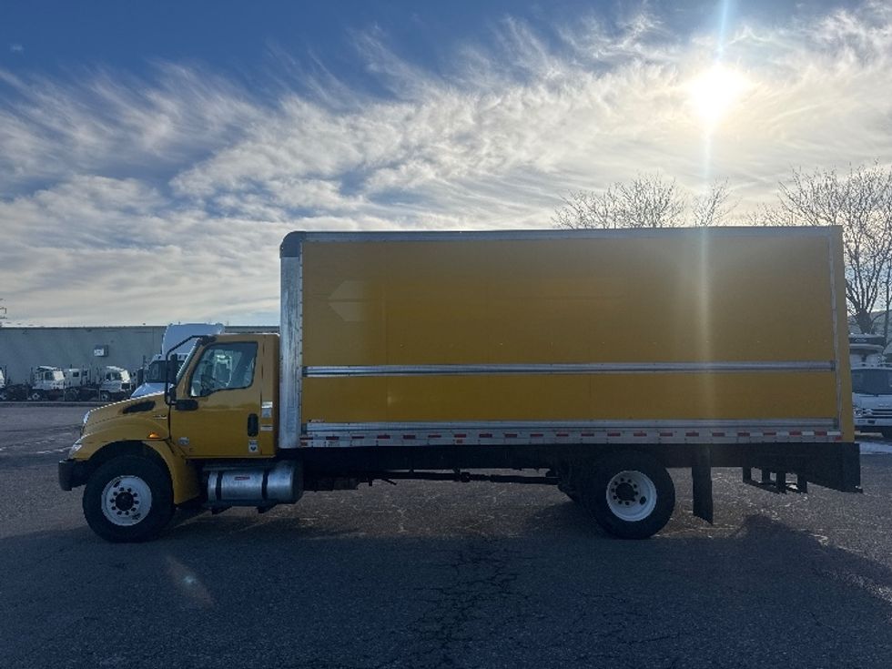 Medium Duty Box Truck-Light and Medium Duty Trucks-International-2021-MV607-Omaha-NE-183,383\n\t\tmiles-$ 38,500 - Image 4