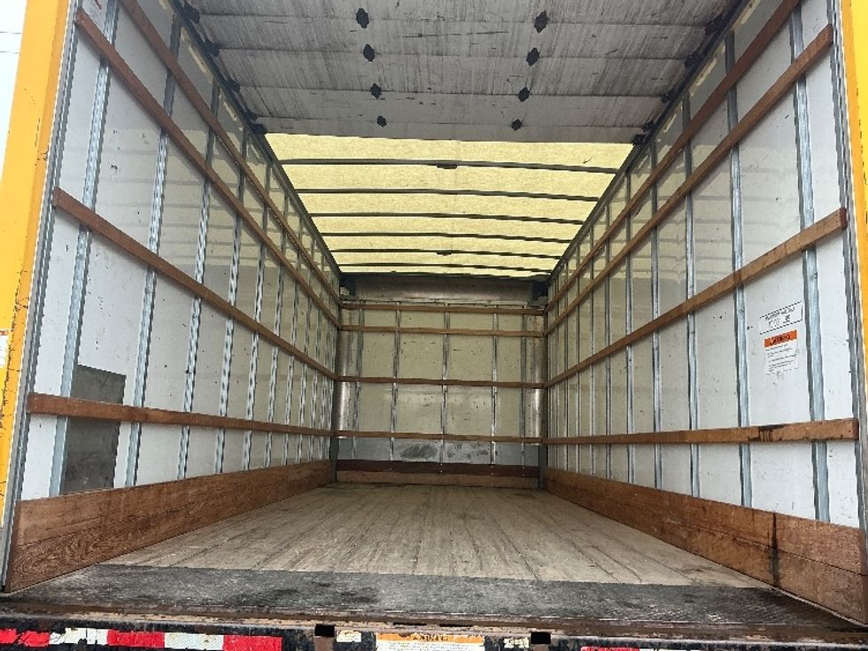 Medium Duty Box Truck-Light and Medium Duty Trucks-International-2021-MV607-Omaha-NE-183,383\n\t\tmiles-$ 38,500 - Image 8