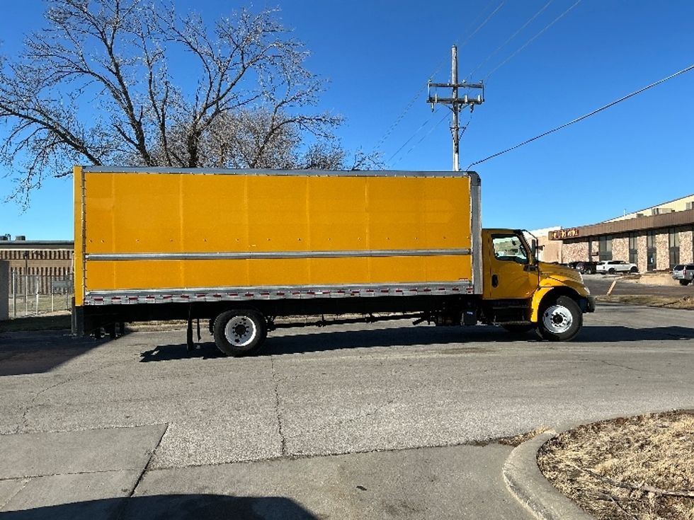 Medium Duty Box Truck-Light and Medium Duty Trucks-International-2021-MV607-Omaha-NE-185,008\n\t\tmiles-$ 44,500 - Image 14