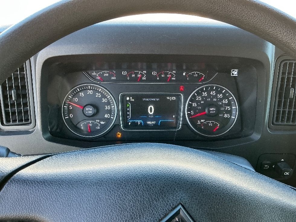 Medium Duty Box Truck-Light and Medium Duty Trucks-International-2021-MV607-Omaha-NE-185,008\n\t\tmiles-$ 44,500 - Image 17