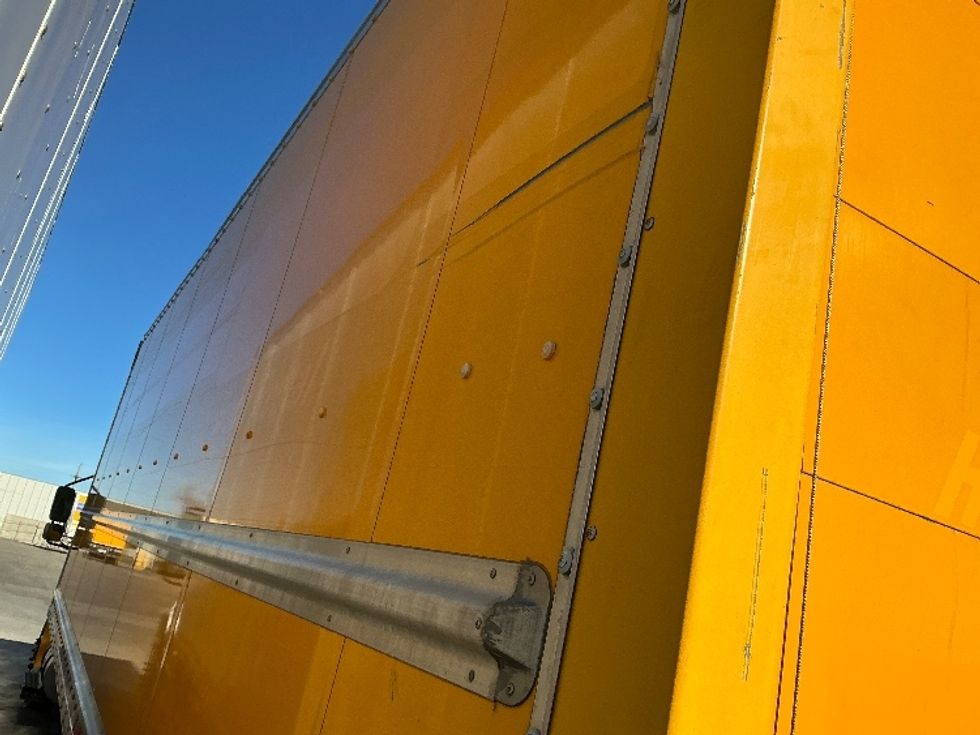 Medium Duty Box Truck-Light and Medium Duty Trucks-International-2021-MV607-Omaha-NE-185,008\n\t\tmiles-$ 44,500 - Image 26