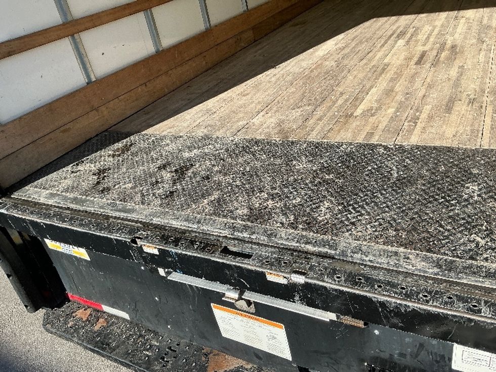 Medium Duty Box Truck-Light and Medium Duty Trucks-International-2021-MV607-Omaha-NE-191,765\n\t\tmiles-$ 43,500 - Image 10