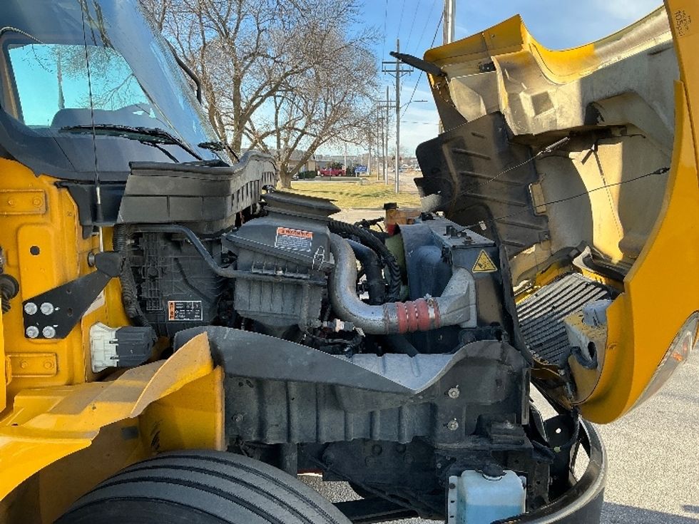 Medium Duty Box Truck-Light and Medium Duty Trucks-International-2021-MV607-Omaha-NE-191,765\n\t\tmiles-$ 43,500 - Image 23