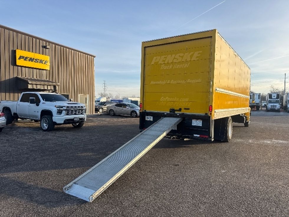 Medium Duty Box Truck-Light and Medium Duty Trucks-International-2021-MV607-Omaha-NE-191,765\n\t\tmiles-$ 43,500 - Image 9