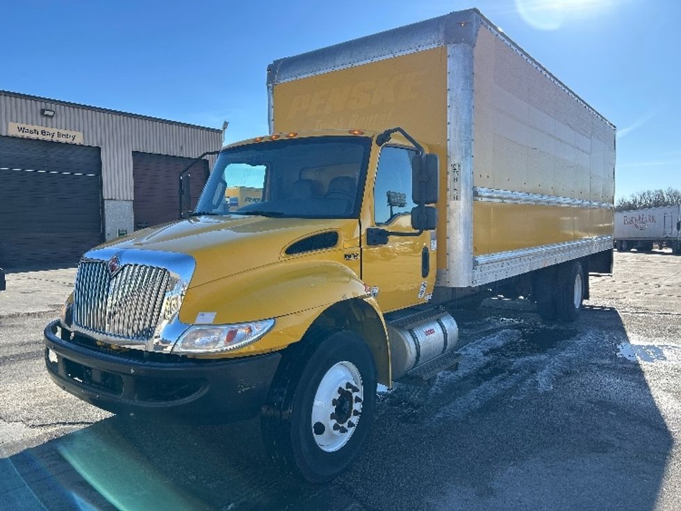 Medium Duty Box Truck-Light and Medium Duty Trucks-International-2021-MV607-Omaha-NE-212,941\n\t\tmiles-$ 40,500 - Image 3