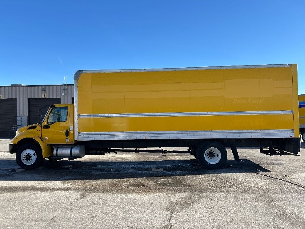 Medium Duty Box Truck-Light and Medium Duty Trucks-International-2021-MV607-Omaha-NE-212,941\n\t\tmiles-$ 40,500 - Image 4