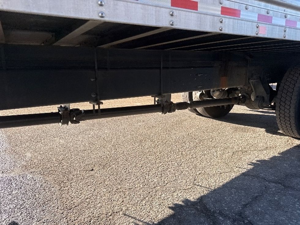 Medium Duty Box Truck-Light and Medium Duty Trucks-International-2021-MV607-Omaha-NE-220,822\n\t\tmiles-$ 39,250 - Image 5