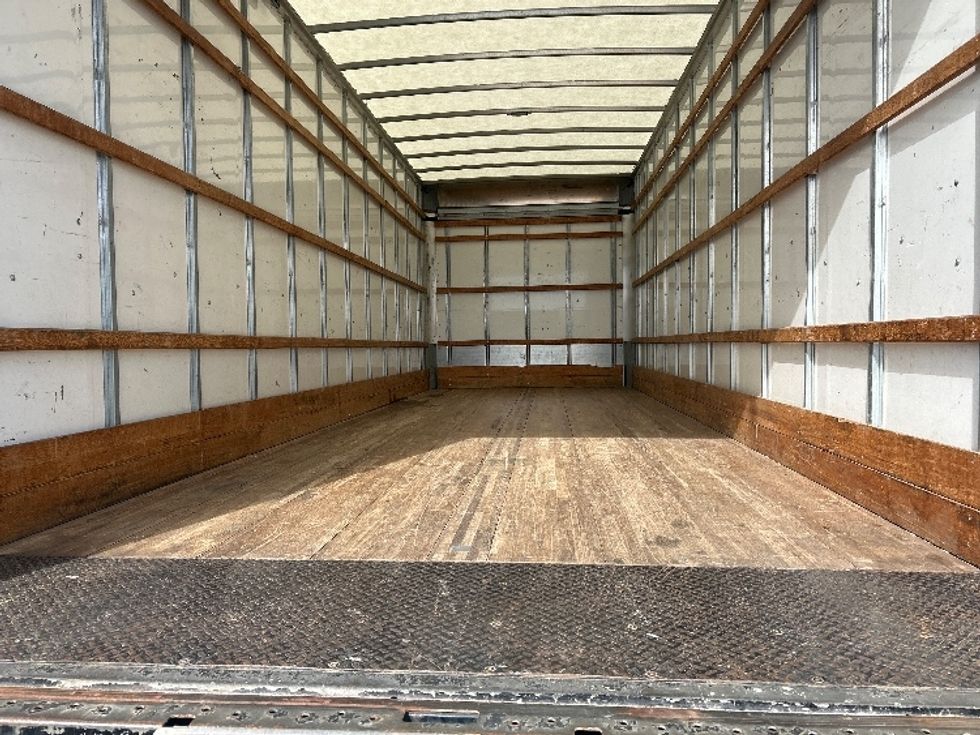 Medium Duty Box Truck-Light and Medium Duty Trucks-International-2021-MV607-Orlando-FL-121,460\n\t\tmiles-$ 53,750 - Image 10